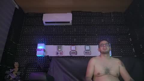 Snapshot of yorsandulce chatting on December 2024 03:38:02 AM dulceandyors online show from December 2024 03:38:02 AM