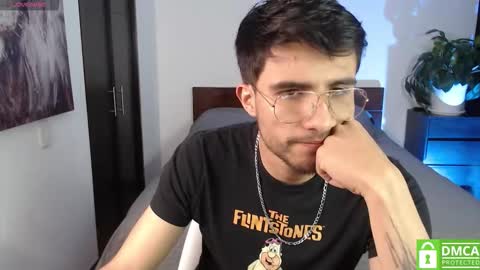 yoshy_man online show from October 2025 03:48:01 AM