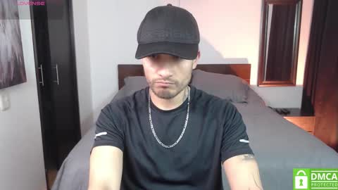 yoshy_man online show from November 2025 03:05:01 AM