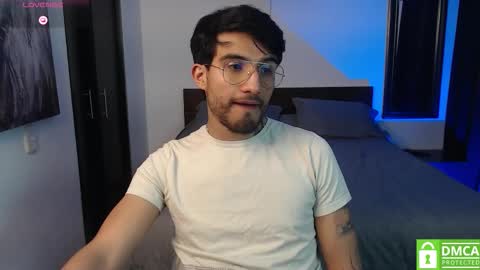 yoshy_man online show from November 2025 03:49:01 AM