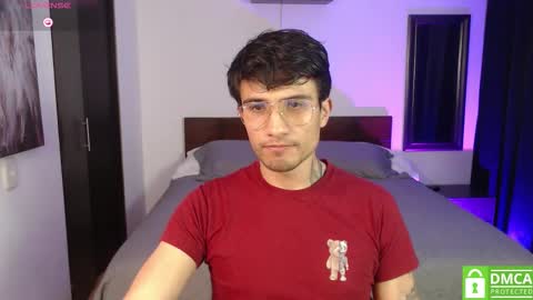 yoshy_man online show from November 2025 03:05:02 AM