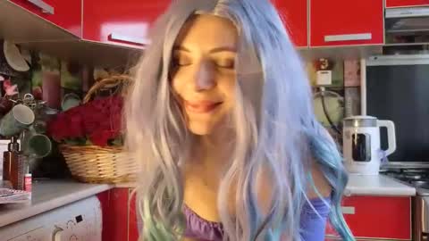 Liliya online show from November 2025 07:53:01 AM