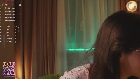 Elizabeth brunette -- Darline blonde  online show from December 2025 07:18:01 PM