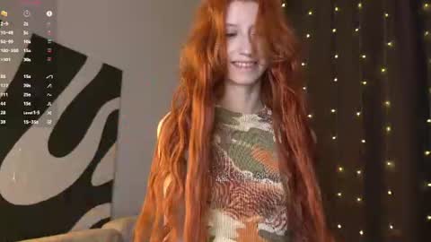 Elizabeth brunette -- Darline blonde  online show from June 2026 07:40:01 PM