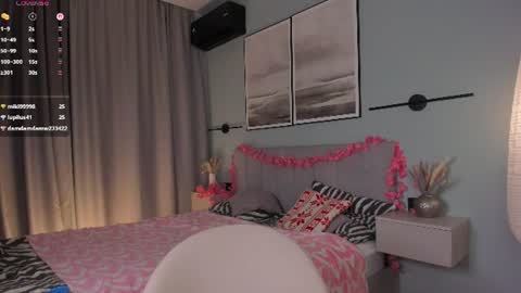 Elizabeth brunette -- Darline blonde  online show from July 2026 10:16:01 PM