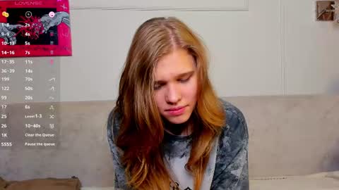 Elizabeth brunette -- Darline blonde  online show from July 2026 11:06:01 AM