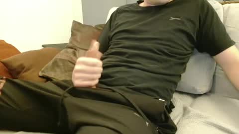 Snapshot of youboyvie chatting on January 2025 01:41:01 PM Rob online show from January 2025 01:41:01 PM