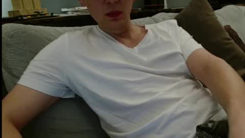 Snapshot of youboyvie chatting on March 2025 04:37:02 AM Rob online show from March 2025 04:37:02 AM