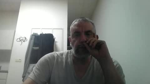 Snapshot of youdeservit chatting on February 2026 04:55:01 PM CrayZio online show from February 2026 04:55:01 PM