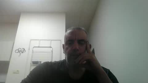 Snapshot of youdeservit chatting on March 2026 05:06:01 PM CrayZio online show from March 2026 05:06:01 PM