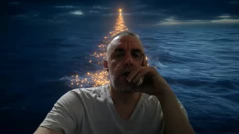 Snapshot of youdeservit chatting on April 2026 06:53:01 PM CrayZio online show from April 2026 06:53:01 PM