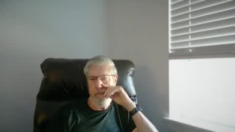 Colorado Guy Straight online show from May 2026 01:19:01 PM
