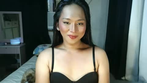 Snapshot of yougot_yanie chatting on November 2025 03:27:01 AM Yanie online show from November 2025 03:27:01 AM