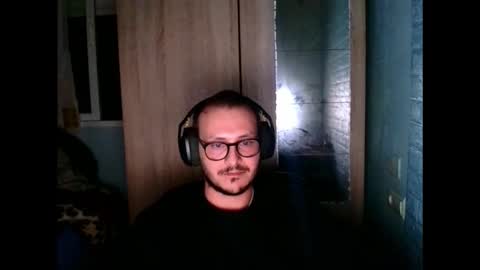 Snapshot of younromki chatting on February 2026 12:29:02 AM A... online show from February 2026 12:29:02 AM