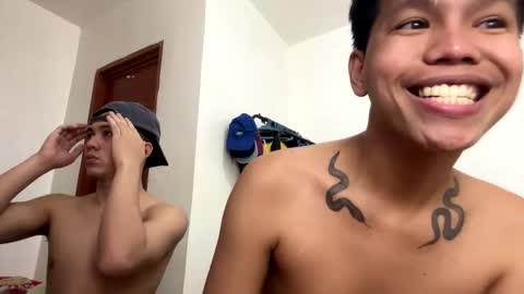 Snapshot of your1sthunk chatting on February 2026 07:45:02 AM Cyrus online show from February 2026 07:45:02 AM