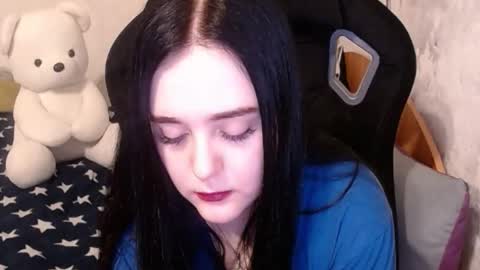 your_8a8y online show from December 2024 12:33:01 PM