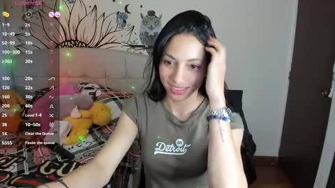 Snapshot of your_beck chatting on November 2025 10:48:01 PM mia3 online show from November 2025 10:48:01 PM