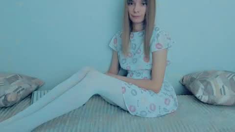 Lily online show from November 2025 03:41:01 AM