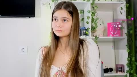 Snapshot of your_casual_vibes chatting on February 2026 06:46:01 PM Julia Next stream online show from February 2026 06:46:01 PM