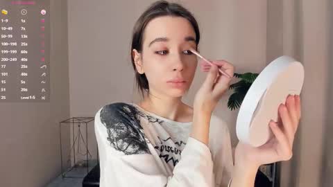 Lina online show from March 2026 11:14:01 AM