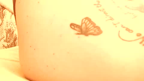 Snapshot of your_emilygush chatting on January 2025 01:17:01 PM Emily online show from January 2025 01:17:01 PM