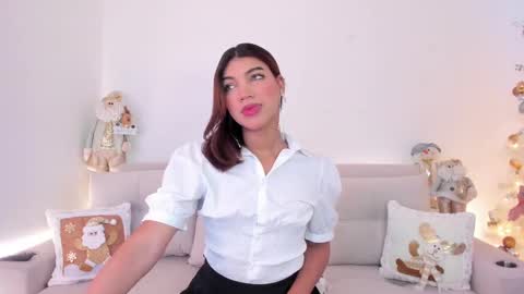 Snapshot of your_favorite_doll_ chatting on December 2024 06:15:02 PM Eliza online show from December 2024 06:15:02 PM