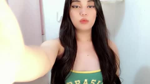  GWEN  online show from February 2026 10:11:01 PM