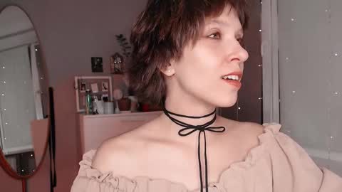 Alex and Kris long hair online show from November 2025 05:56:02 PM