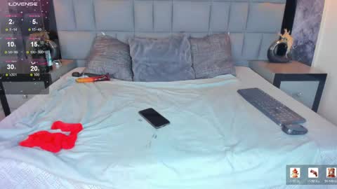 your_lady_milf online show from May 2026 05:43:01 PM