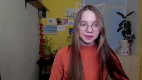 Snapshot of your_leslie chatting on January 2025 03:44:01 PM Leslie online show from January 2025 03:44:01 PM