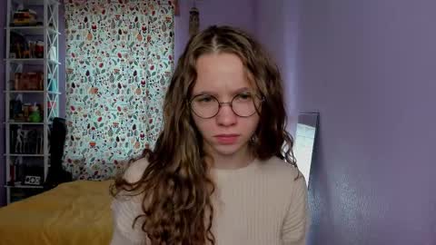 Snapshot of your_leslie chatting on October 2025 11:29:01 AM Leslie online show from October 2025 11:29:01 AM