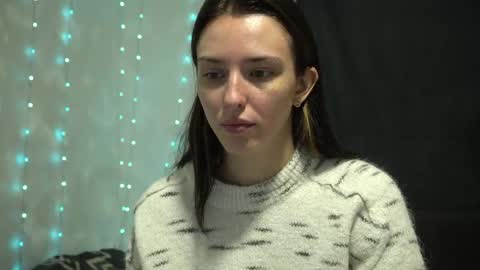 Meri  online show from February 2026 09:04:01 PM