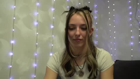 Meri  online show from March 2026 07:58:01 PM