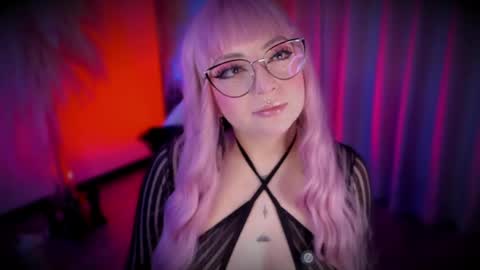 Cami independent model online show from April 2026 08:13:01 AM