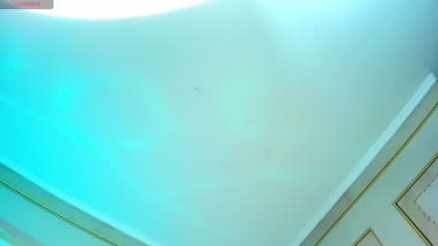 Snapshot of your_naughtytrans chatting on February 2025 03:09:01 PM SASKYA VALERIA online show from February 2025 03:09:01 PM