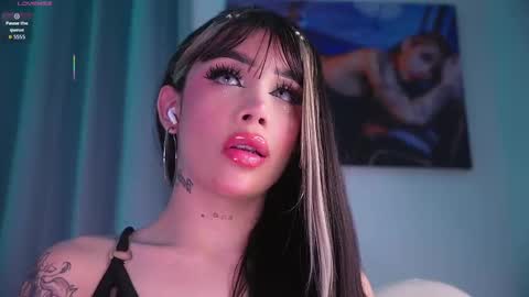 Snapshot of your_naughtytrans chatting on September 2025 11:40:01 PM SASKYA VALERIA online show from September 2025 11:40:01 PM