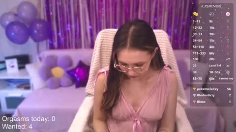 Snapshot of your_princess_kris chatting on January 2025 03:54:02 PM Kristina online show from January 2025 03:54:02 PM