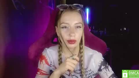 Alice  online show from February 2025 03:50:02 AM