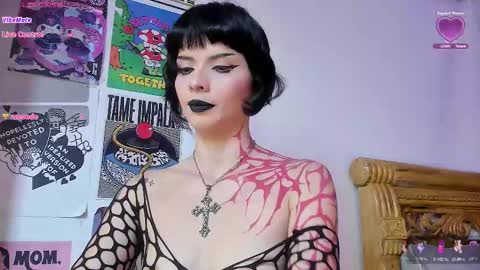 Snapshot of your_rosenrot chatting on February 2025 07:52:01 PM Daniela Help me reach 100 likes online show from February 2025 07:52:01 PM