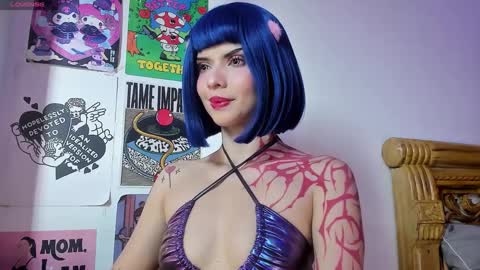 Snapshot of your_rosenrot chatting on February 2025 09:46:01 PM Daniela Help me reach 100 likes online show from February 2025 09:46:01 PM