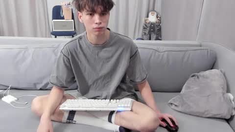 your_shy_guy online show from February 2025 06:40:01 PM