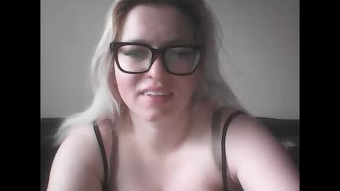 Snapshot of your_sinful_soul chatting on May 2026 12:01:02 PM Roxy online show from May 2026 12:01:02 PM