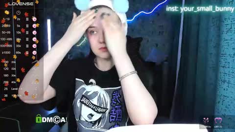 Molly online show from November 2025 02:10:01 AM