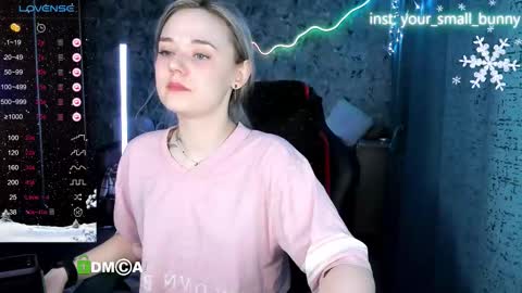 Molly online show from January 2026 02:05:02 AM