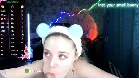 Molly online show from March 2026 02:05:02 AM
