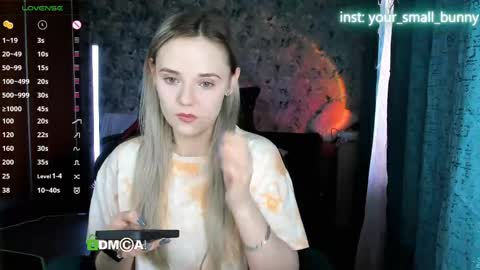 Molly online show from May 2026 02:08:01 AM