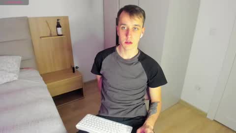 Alex online show from February 2025 08:28:02 AM