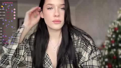 Snapshot of your_sweet_angel_ chatting on January 2025 01:25:02 PM Mia online show from January 2025 01:25:02 PM