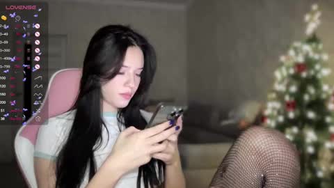 Snapshot of your_sweet_angel_ chatting on January 2025 05:41:01 PM Mia online show from January 2025 05:41:01 PM