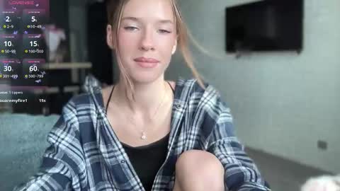 Snapshot of your_sweet_angel_ chatting on October 2025 01:19:01 PM Mia online show from October 2025 01:19:01 PM